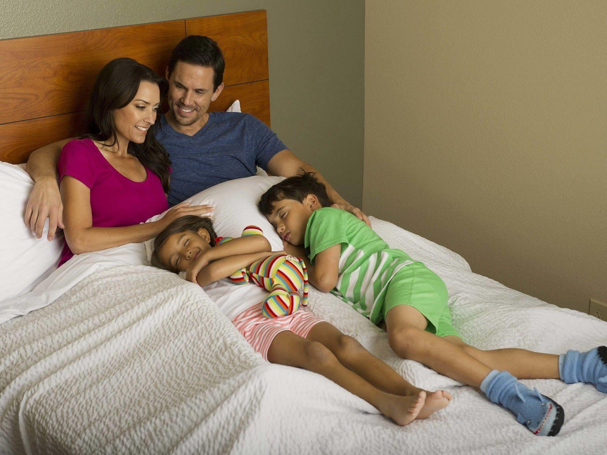 Woodspring Suites Charlotte Gastonia Esterno foto